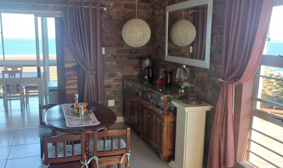 5 Bedroom Property for Sale in Dana Bay Western Cape
